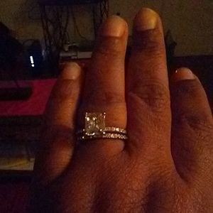 Meet your Posher, Astoria